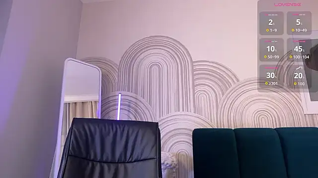 viviann evans online show from 03/23/26, 02:22