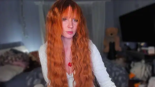 KlementinaBbG online show from 04/12/26, 08:23