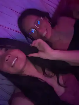 ambar-adaams online show from 05/16/26, 04:22