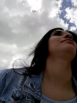 Snapshot of ambar-adaams chatting on 12/19/24, 06:01 ambar-adaams online show from 12/19/24, 06:01