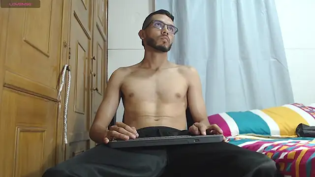 russthiago online show from 05/06/26, 02:10