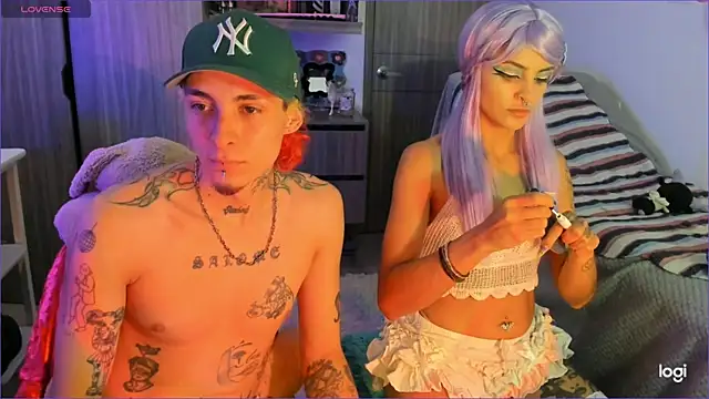 badeyes crazygoat online show from 04/17/26, 11:51