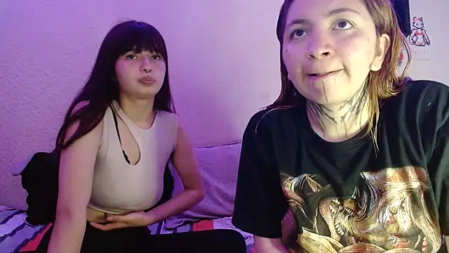 Snapshot of zoejhonny chatting on 02/27/25, 04:35 zoejhonny online show from 02/27/25, 04:35