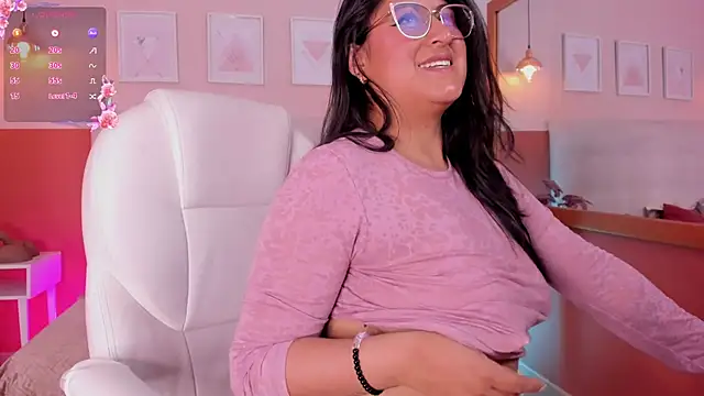 Snapshot of Amber_gold_ chatting on 02/10/26, 04:33 Amber gold online show from 02/10/26, 04:33