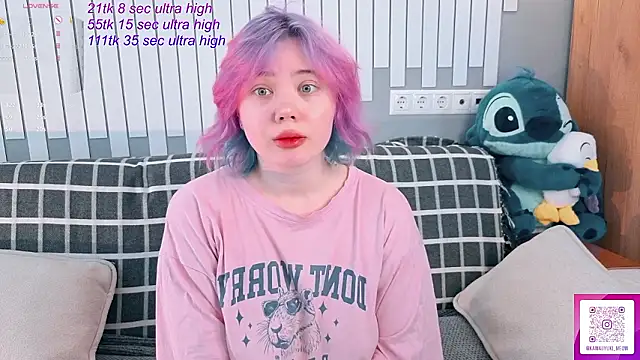 Snapshot of __KawaiiYuki__ chatting on 02/13/26, 06:13 KawaiiYuki online show from 02/13/26, 06:13