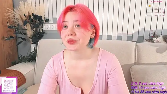   KawaiiYuki   online show from 11/21/25, 06:56