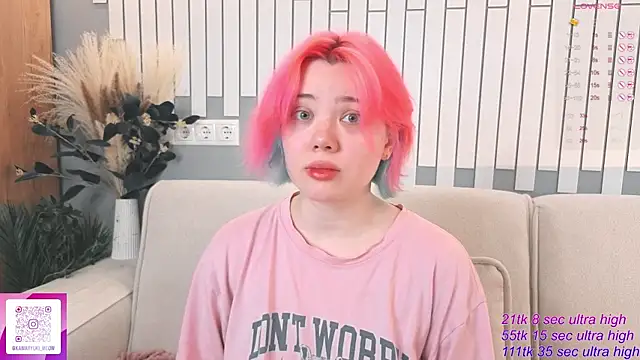   KawaiiYuki   online show from 11/24/25, 06:24