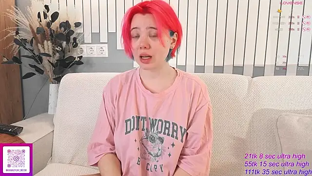   KawaiiYuki   online show from 11/07/25, 06:29