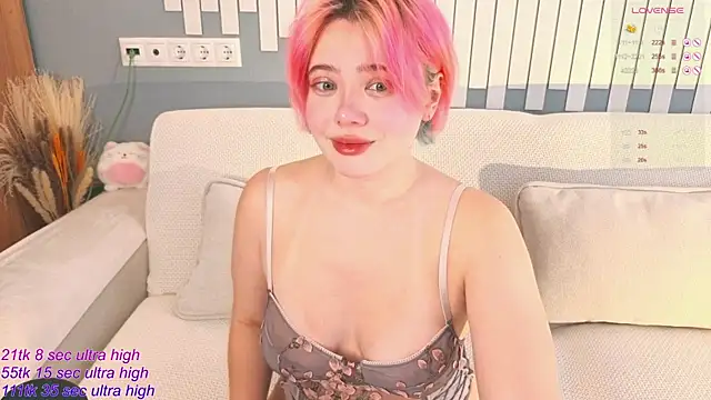 Snapshot of __KawaiiYuki__ chatting on 10/11/25, 05:08   KawaiiYuki   online show from 10/11/25, 05:08