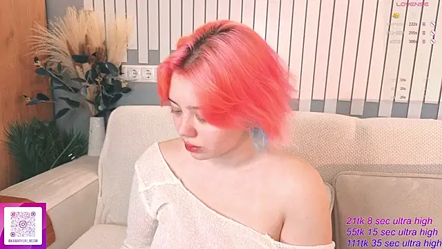   KawaiiYuki   online show from 12/05/25, 06:34