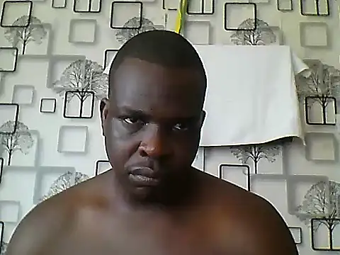 Snapshot of Chumba_001 chatting on 10/15/25, 06:00 Chumba 001 online show from 10/15/25, 06:00