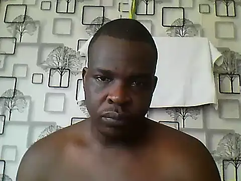 Snapshot of Chumba_001 chatting on 10/17/25, 05:11 Chumba 001 online show from 10/17/25, 05:11