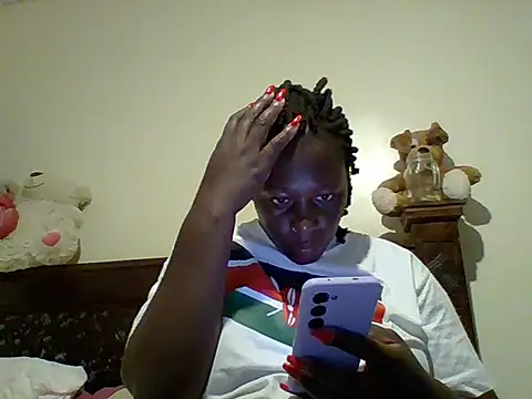 Poisonous Ivy online show from 04/14/26, 10:15