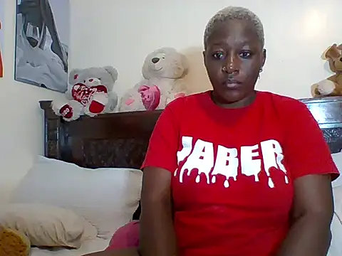 Poisonous Ivy online show from 02/17/26, 09:01