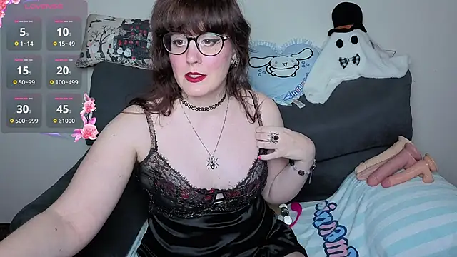 talia bloodina online show from 05/29/26, 07:53