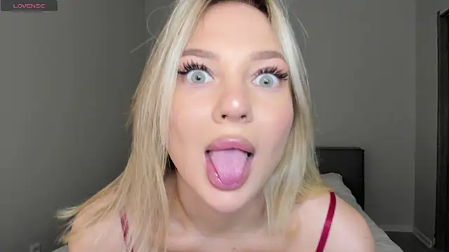 sarahphyllis online show from 11/13/25, 08:57