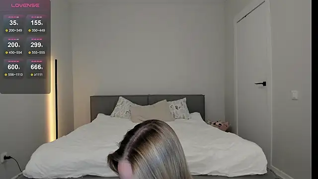 sarahphyllis online show from 05/15/26, 07:23