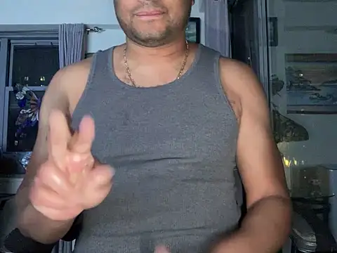 Snapshot of ThickDick_Daddy chatting on 06/25/26, 04:54 ThickDick Daddy online show from 06/25/26, 04:54