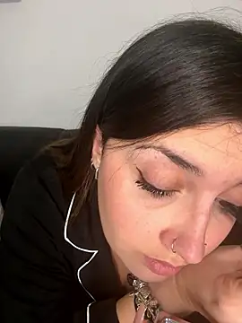 Snapshot of Novababy18 chatting on 01/14/26, 10:46 Novababy18 online show from 01/14/26, 10:46