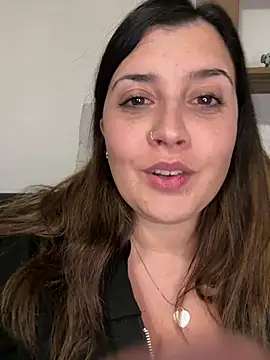 Snapshot of Novababy18 chatting on 01/11/26, 10:27 Novababy18 online show from 01/11/26, 10:27