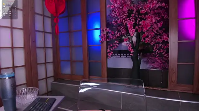 miiss anna online show from 04/22/26, 11:39