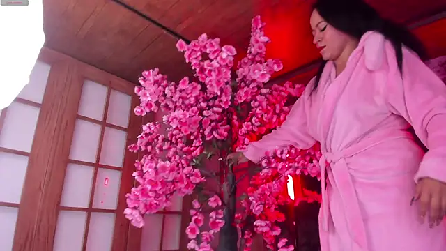 miiss anna online show from 04/13/26, 11:03