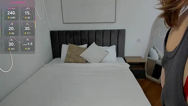 Snapshot of SimonaGerry chatting on 04/05/26, 05:03 SimonaGerry online show from 04/05/26, 05:03