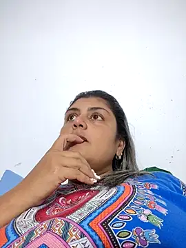 AlyDenalioficial online show from 11/30/25, 06:19