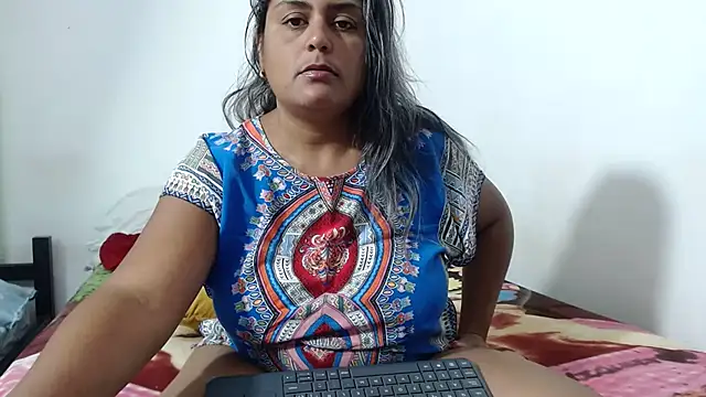 Snapshot of AlyDenalioficial chatting on 09/18/25, 01:47 AlyDenalioficial online show from 09/18/25, 01:47