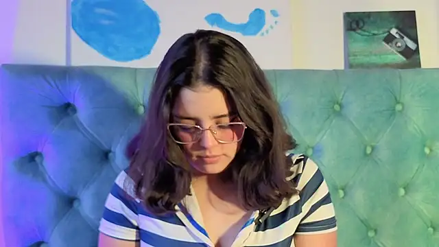 Paola Lyon  online show from 03/23/26, 12:16