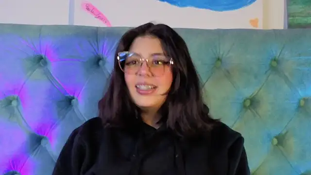 Paola Lyon  online show from 02/11/26, 11:43