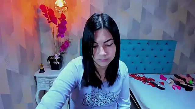 Snapshot of AdaFawxx chatting on 02/06/26, 04:41 AdaFawxx online show from 02/06/26, 04:41