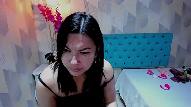 Snapshot of AdaFawxx chatting on 01/09/26, 04:19 AdaFawxx online show from 01/09/26, 04:19