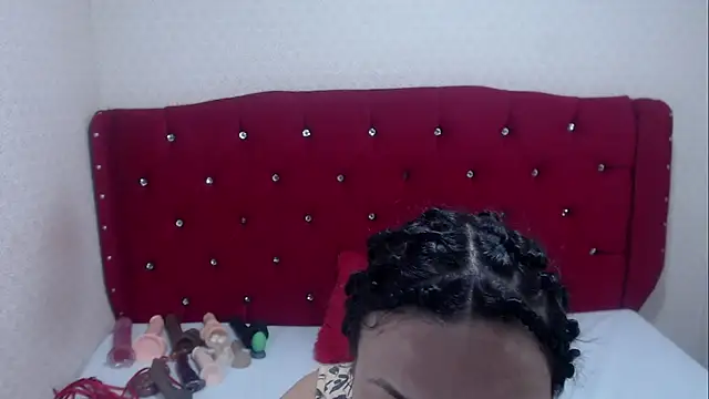 AdaFawxx online show from 12/03/25, 02:56