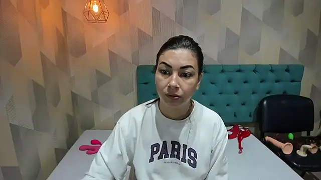 AdaFawxx online show from 03/30/26, 04:47