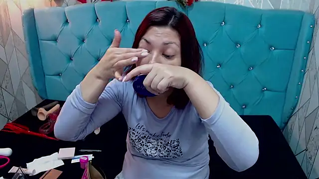 AdaFawxx online show from 03/21/25, 02:50