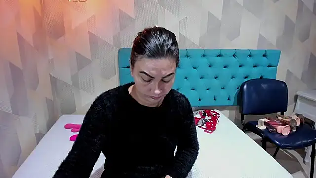 AdaFawxx online show from 04/01/26, 04:03