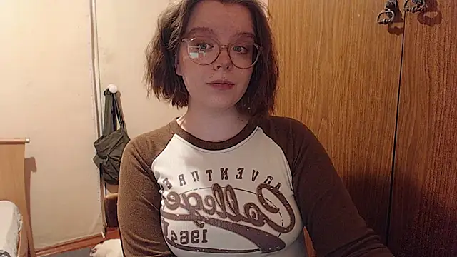 Chmiri cb online show from 01/12/25, 03:17