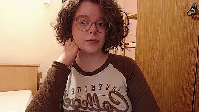 Chmiri cb online show from 02/09/25, 09:26