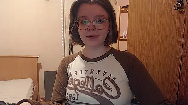 Chmiri cb online show from 12/19/24, 01:18