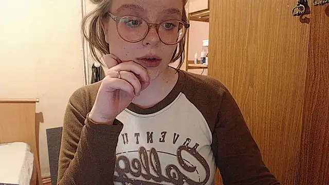 Chmiri cb online show from 12/28/24, 06:29