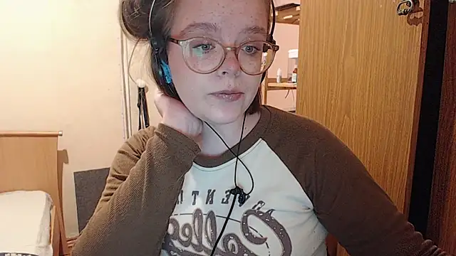 Chmiri cb online show from 12/22/24, 07:21