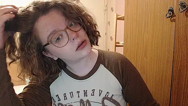 Chmiri cb online show from 02/08/25, 12:39