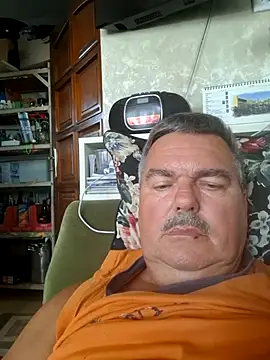 Snapshot of Tbone17 chatting on 06/21/26, 05:24 Tbone17 online show from 06/21/26, 05:24