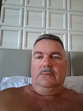 Snapshot of Tbone17 chatting on 05/20/26, 01:41 Tbone17 online show from 05/20/26, 01:41