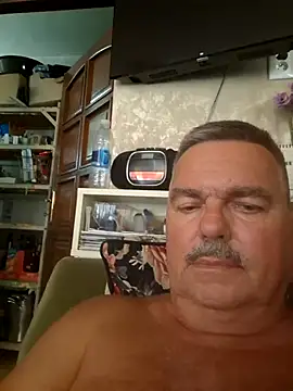 Snapshot of Tbone17 chatting on 06/27/26, 04:13 Tbone17 online show from 06/27/26, 04:13