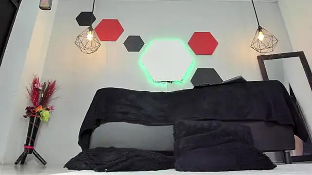 martinaclark online show from 12/03/25, 03:51