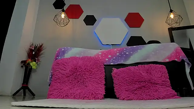 martinaclark online show from 09/28/25, 03:46