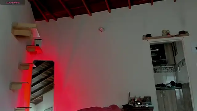 Rainbow leia online show from 04/18/26, 07:18