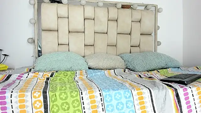 daniel hot03 online show from 03/23/26, 01:44